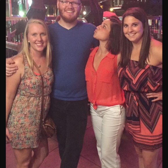 Meet your Posher, Mitchell - Picture 6 of 8